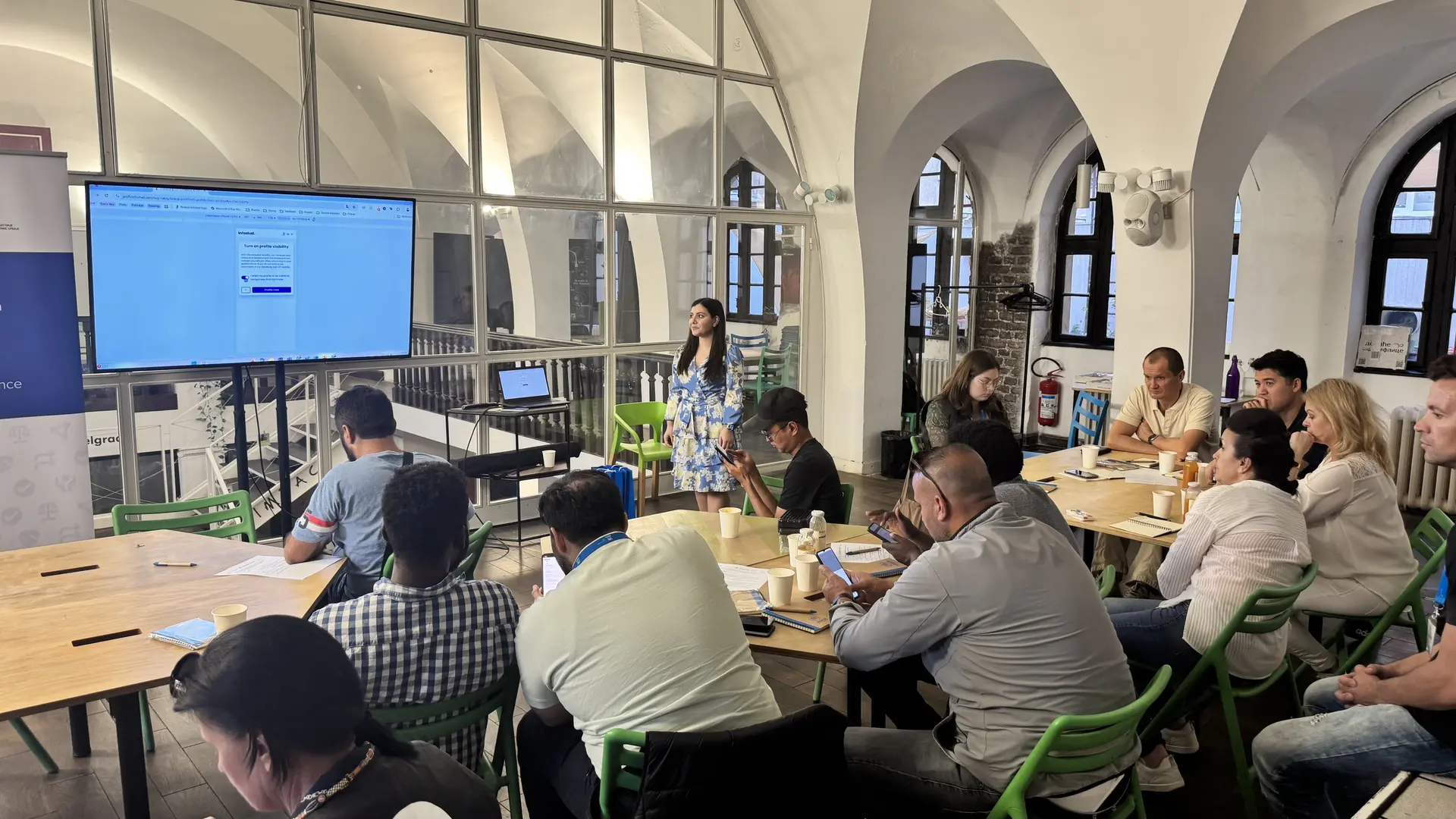 Kako da se snađeš na tržištu rada u novoj zemlji: Infostud i UNHCR zajedno u podršci izbeglicama i tražiocima azila