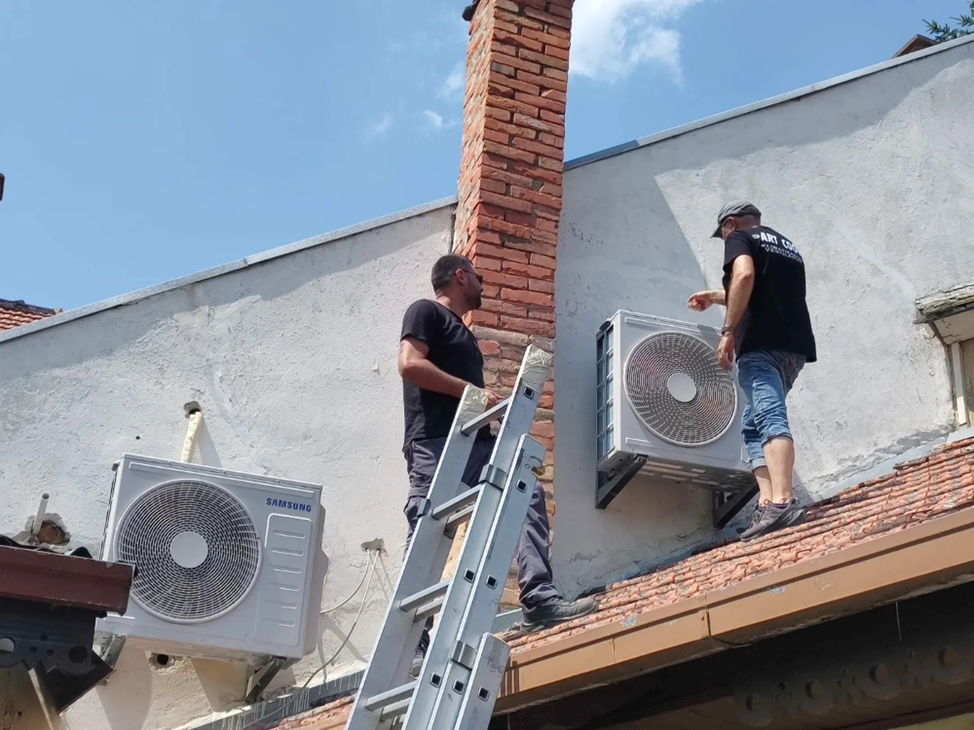 Leti ih jure svi, plaćeni su i do 200.000 dinara, a mladi neće da uče ovaj zanat