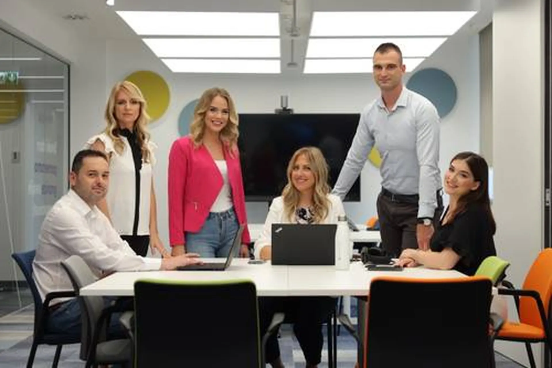 NLB Komercijalna banka pokrenula inovativni plaćeni program prakse – Imam pravu priliku!