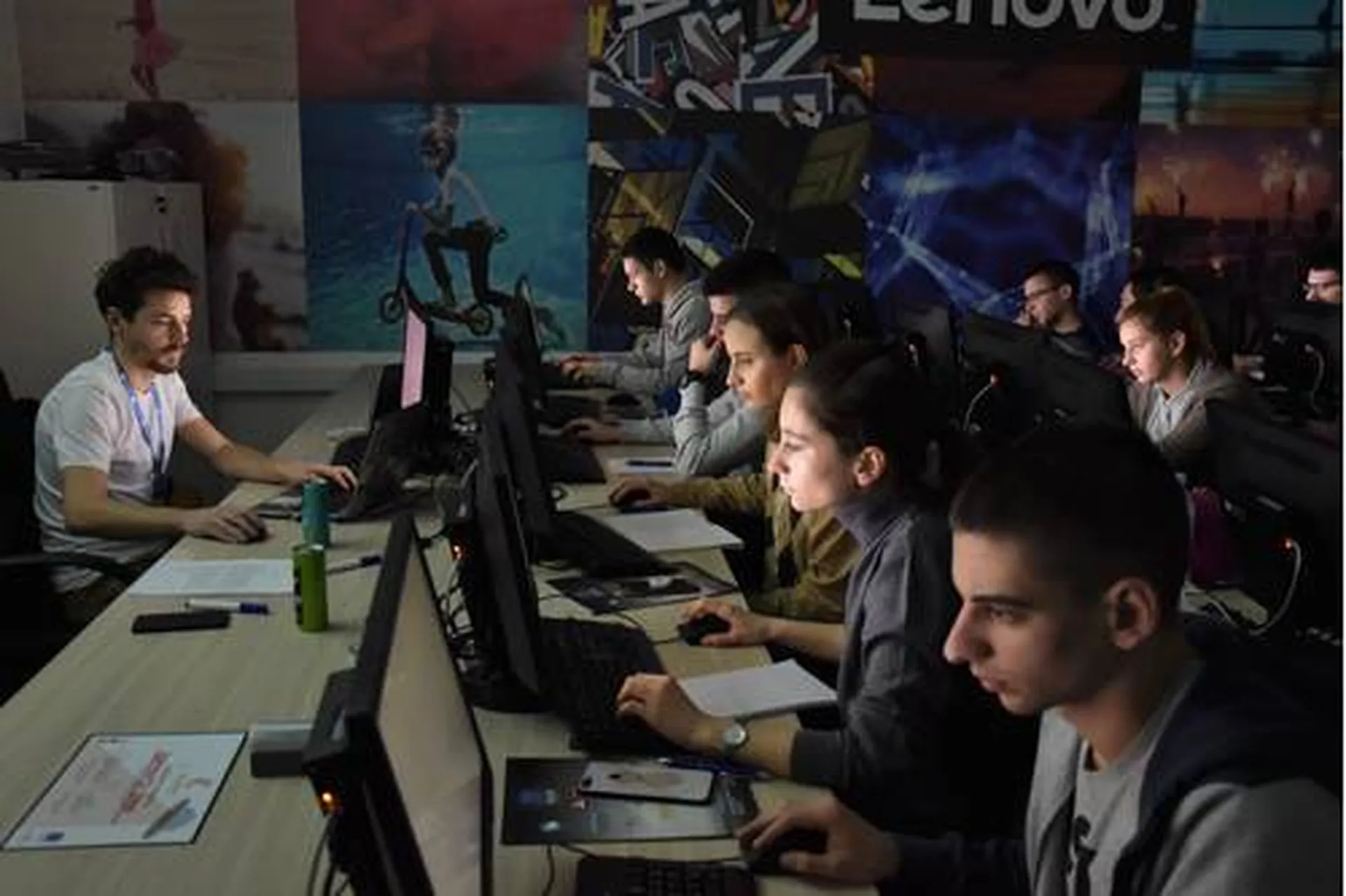 Python kao alat za analizu podataka, stvaranje vizuelizacija i korišćenje algoritama mašinskog učenja