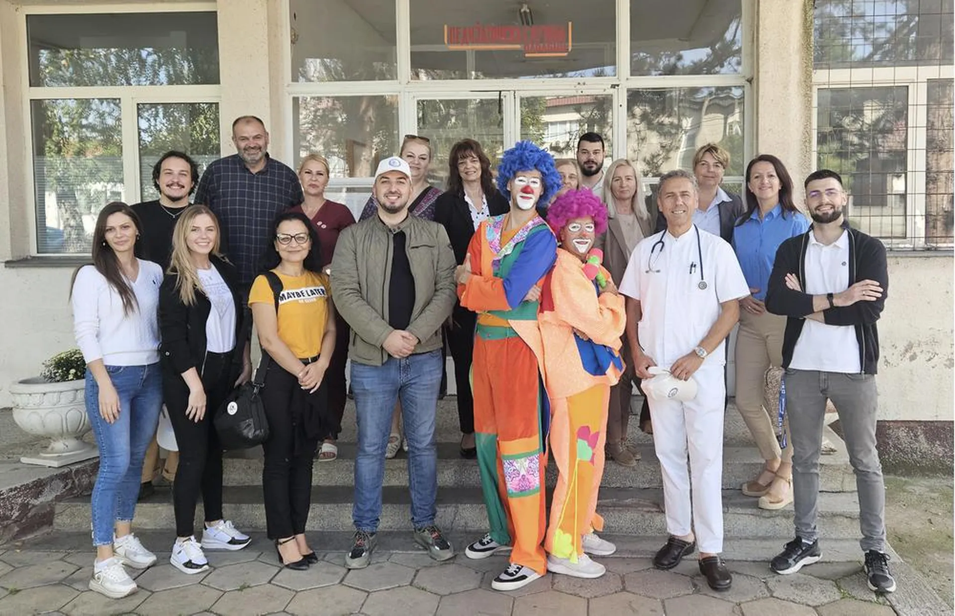 Volonterska akcija na dečjem odeljenju paraćinske bolnice