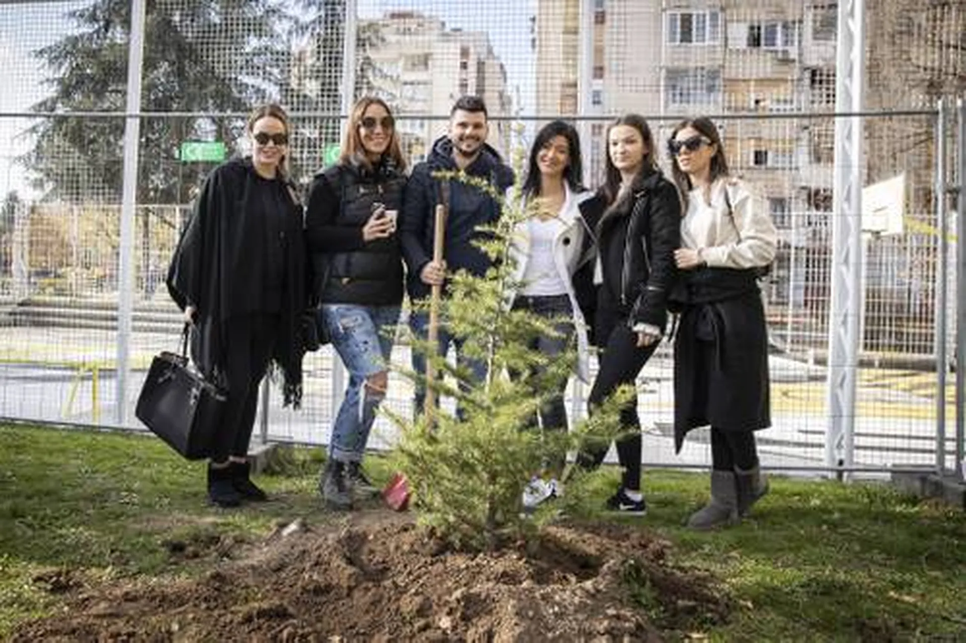 Sadili smo drveće na Novom Beogradu