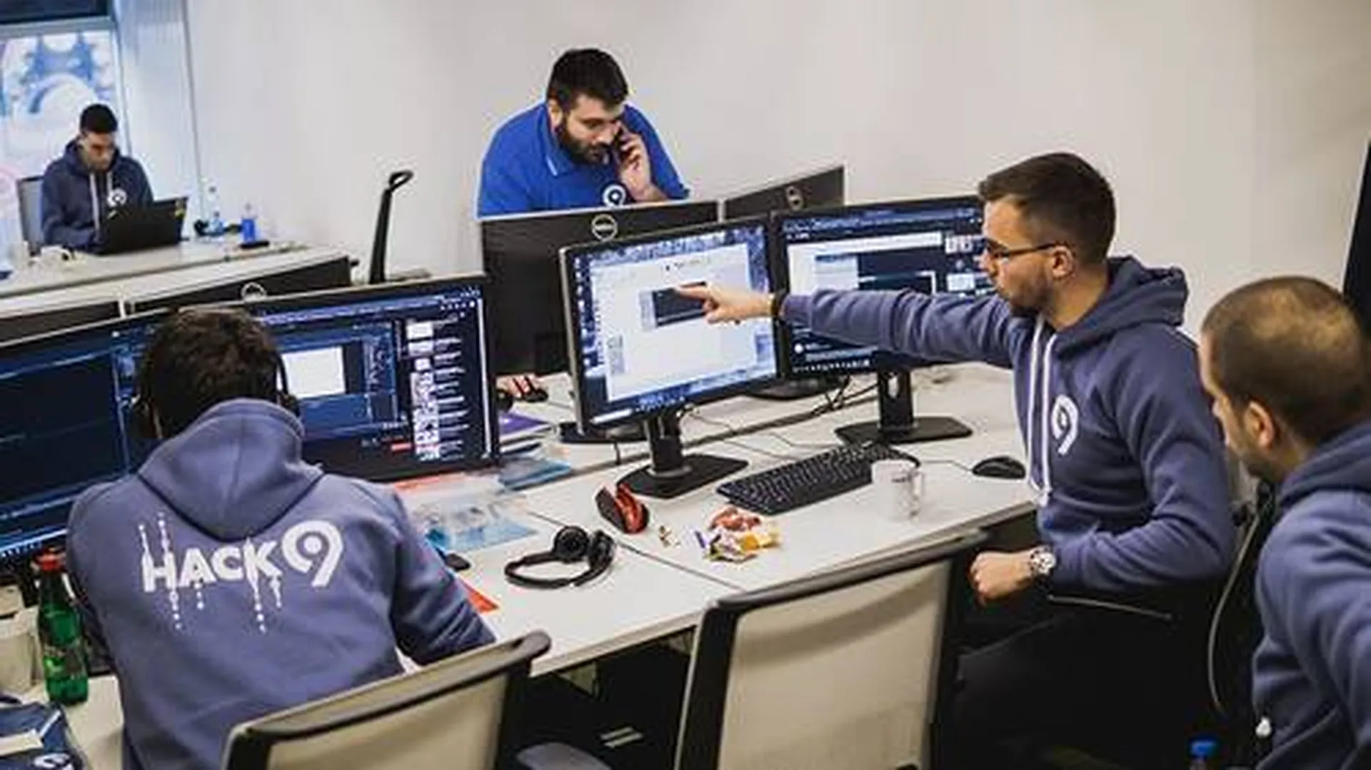 HACK9