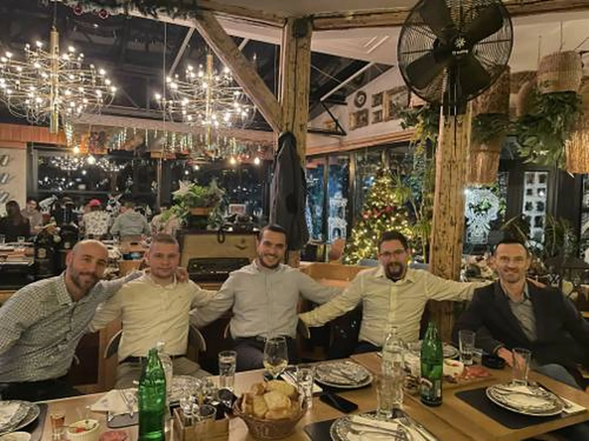 Novogodišnja žurka: veče muzike, plesa i dobrog raspoloženja