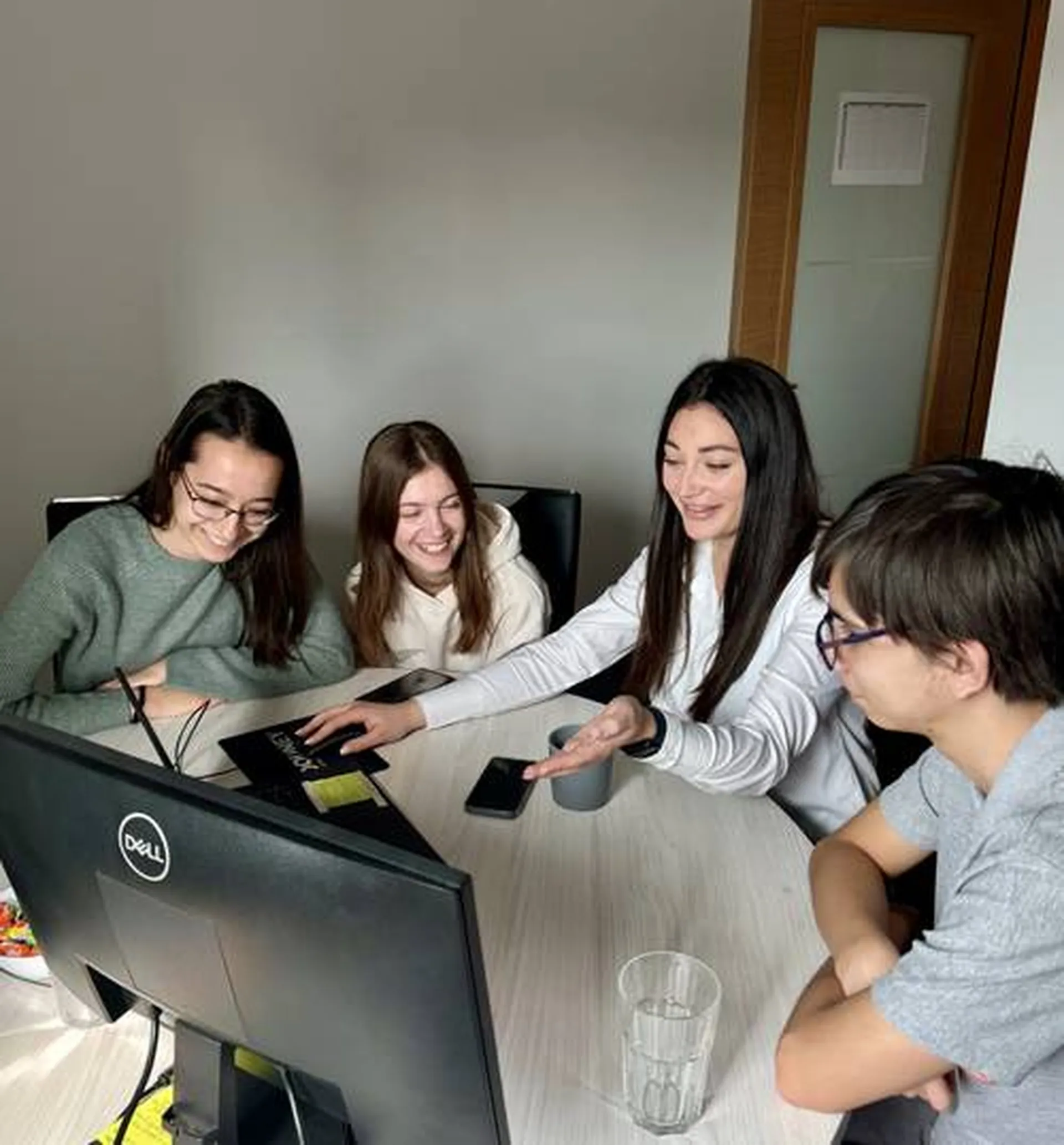 Zakoračite u svet poslovnih planova kroz Job Shadowing program
