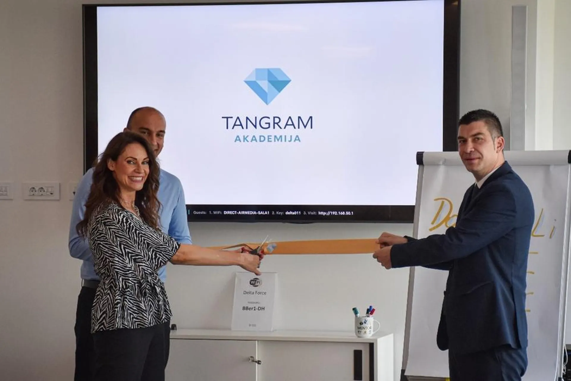 Osnovana je Tangram akademija